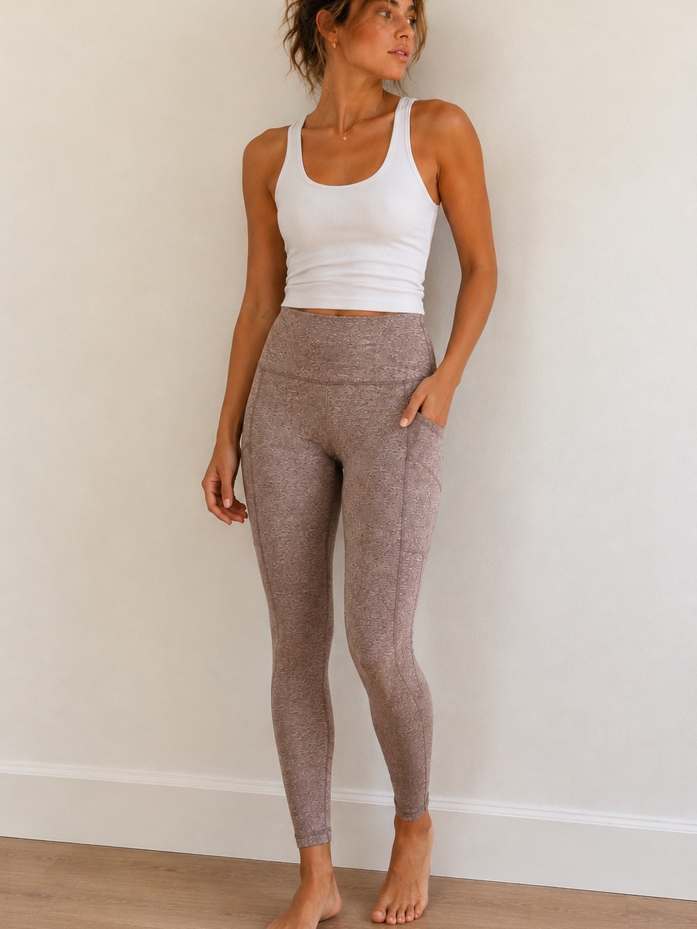 Aerie Offline The Hugger Hi Rise Pocket Leggings Brown Size S